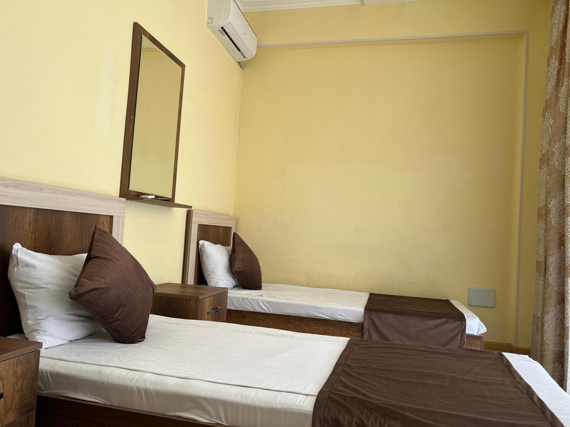 Rahat Hostel Ganja Exterior foto