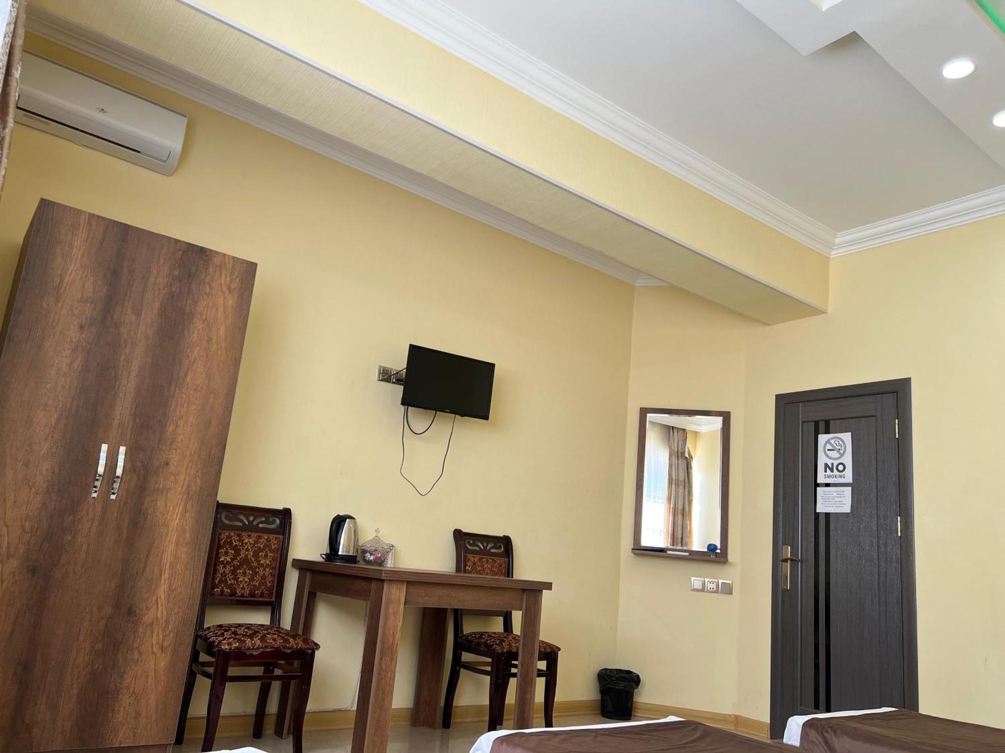 Rahat Hostel Ganja Exterior foto